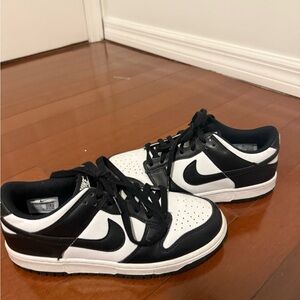 Nike Dunk Low GS in Black and White